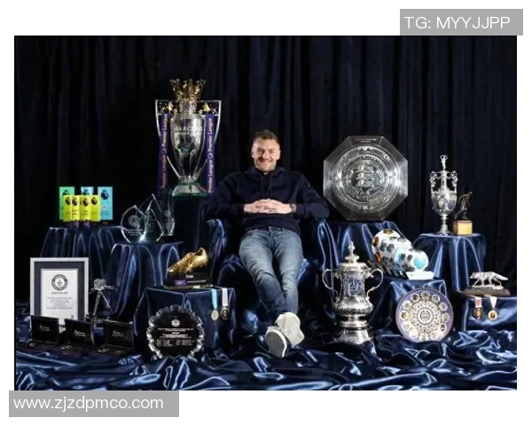 米兰红黑锋线抉择：引进新疆瓦尔迪尔成未来核心？